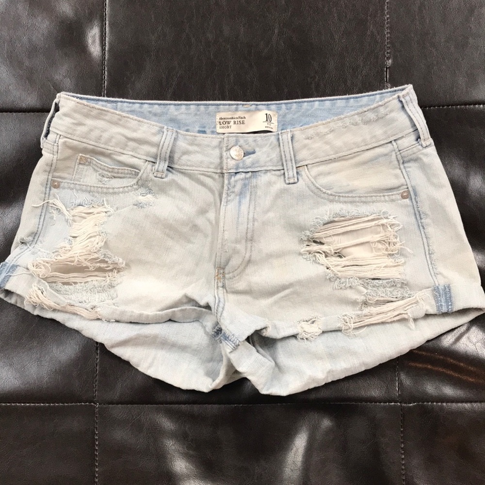Deconstructed shorts by Abercrombie & Fitch!!!